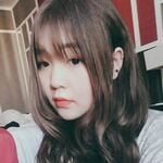 Album ảnh mặt mũi của Nguyễn Thu Giang