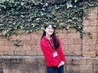 Em Lê Huỳnh Thy 2k1 múp rụp