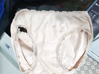 hửi quần lót em họ 24 tuổi