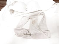 Quần lót áo ngực em họ mới đi sinh nhật về còn dính nước lồn