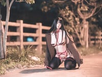 Em gái loli slave đeo máy rung public ngoài đường cực nứng