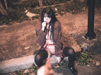 Em gái loli slave đeo máy rung public ngoài đường cực nứng
