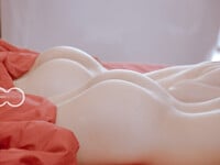 Em mẫu ruột nude cùng bộ trang phục áo dài