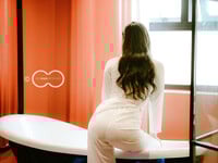 Em mẫu ruột nude cùng bộ trang phục áo dài