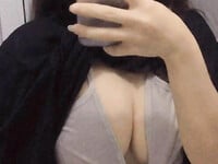 Cho  mấy a xem kĩ vú em hơn nè