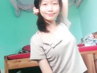 Idol học sinh lớp 11 Nguyễn Thị Khánh Linh 2k9 album ảnh