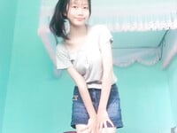 Idol học sinh lớp 11 Nguyễn Thị Khánh Linh 2k9 album ảnh