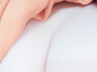 Em gái ruột bảo quyên