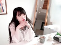 ALbum: Cơn sốt ăn sáng bị cấm giữa cha dượng và con gái...