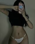 gọi e là Sugar baby bởi vì e dâm.....