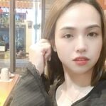 Ai biết chị này không