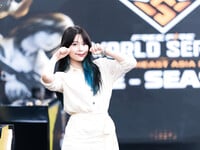 Fake AI cởi đồ MC yoonsul FF