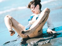 Album : Bikini - Nude  Tại Bãi Biển Của Người Mẫu Xinh