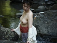 Album: Em Gái Xinh Đẹp Trong Bộ Trang Phục Cổ Trang