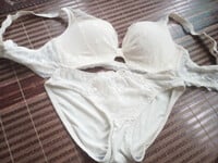 quần lót của chị gái mới mượng được