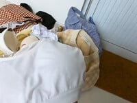 Quần áo lót nữ không mặc nữa