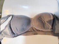 Em bán ạ :3 lh tiktok : Samteaaa26t2