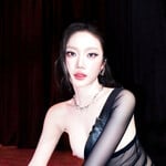 Em xinh mộng cam nude