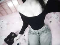 Thanh Vân show vú lồn múp