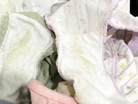 Cần người qua phụ giặt đống đồ dơ🙄