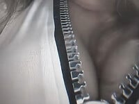 Những cặp vú và mông thật múp