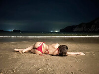 Bà chị 2k cùng phòng