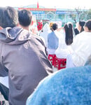 quay lén bạn cùng lớp