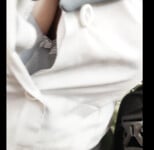 Gái vú to bung cúc