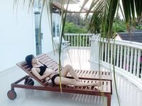 Duyên Bướm: Cô thư ký dâm đãng dùng lồn ký hợp đồng