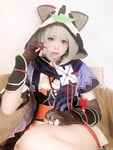 Em gái cosplay loli