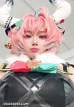 Gái Việt ZinieQ (@zinie) cosplay Varesa từ Genshin Impact