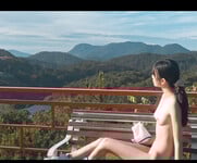 Lột đồ em gái sinh viên