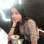 Lột đồ em gái sinh viên