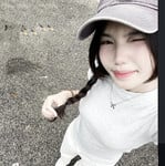 em là con đĩ thuỳ lồn to muốn bị các anh bắn lên mặt