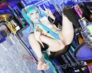 Các em mỹ nhân hàng ngon cosplay 2