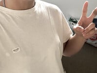 Ctrai mặc đồ lót nè