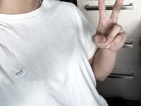 Ctrai mặc đồ lót nè