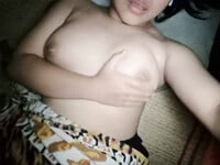 Hi mọi ngừi còn nhớ  e hongg dạo này bận học quó