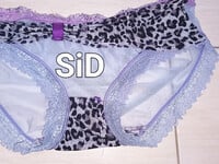 Có ai đam mê quần lót không