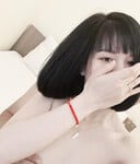 E Nhung tình cảm bét nhè, check some.