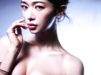 Khoả thân em ngô cẩn ngôn