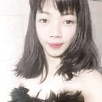 Xuyến Em 🥰 bú cặc rất giỏi và thích uống tinh trùng