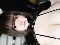 Chubby Châu Á đáng yêu có cặp vú bò sữa to khủng