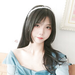 Em ny ngây thơ bảo cởi đồ gửi cho anh sục cặc cũng làm