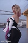 Alina Becker Spider Gwen