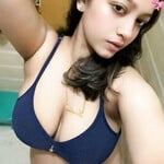 Em sinh viên Ấn Độ xinh gái cặp vú múp to bự