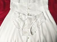 quần lót dính nước lồn gái xinh