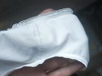 quần lót dính nước lồn gái xinh