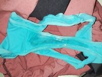 quần lót dính nước lồn gái xinh