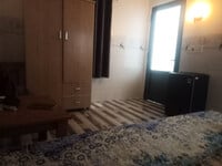 đi hotel với gái có ck 2 con